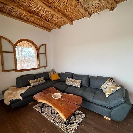 Le Petit Chalet. Эс-Сувейра Экстерьер фото
