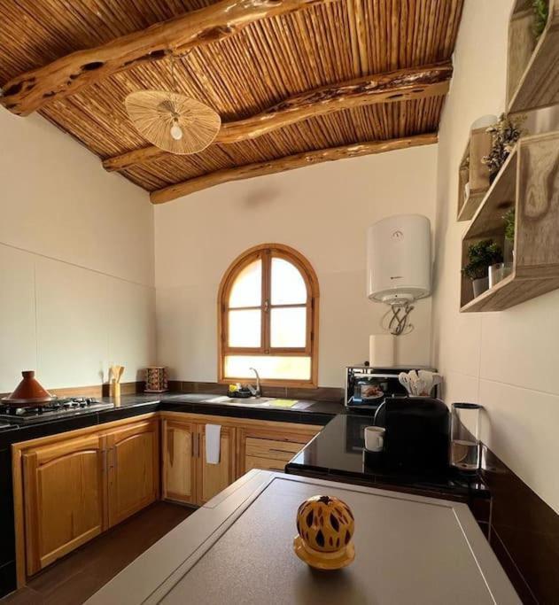 Le Petit Chalet. Эс-Сувейра Экстерьер фото